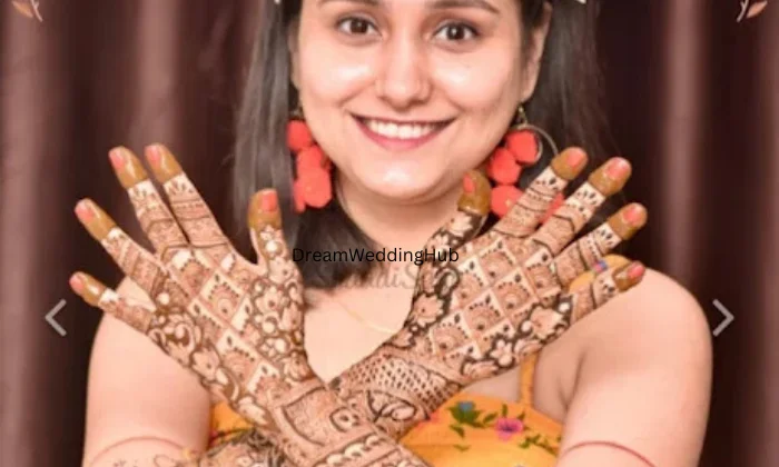 Farzana Academy  Mehandi Artist